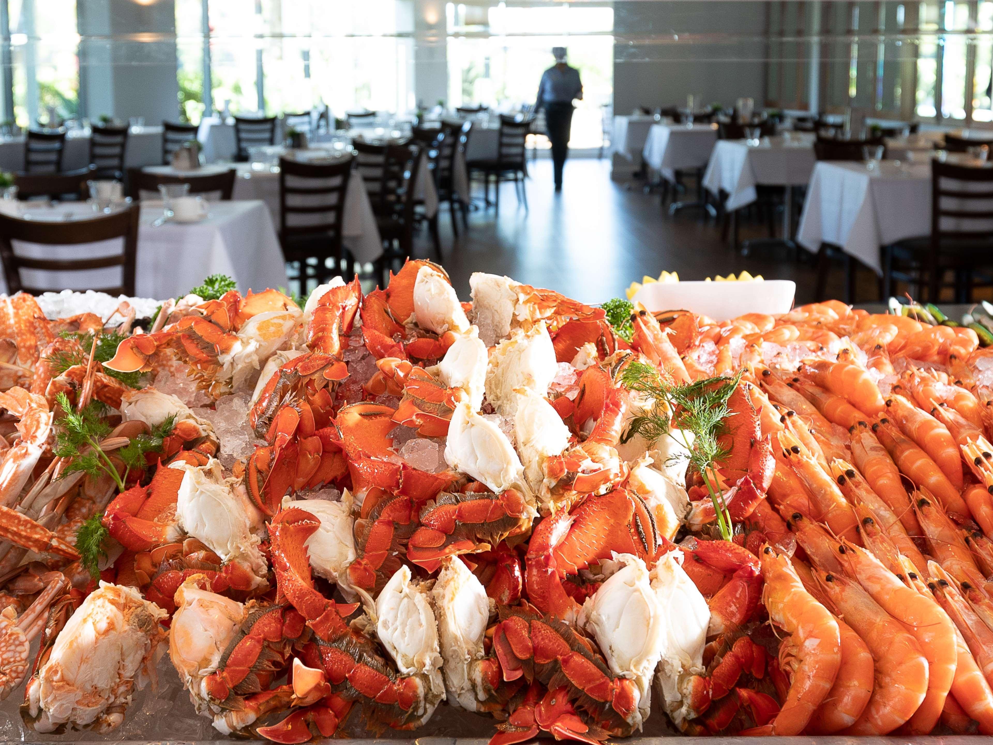 Hotel Stamford Plaza Brisbane Exteriér fotografie Seafood at the restaurant