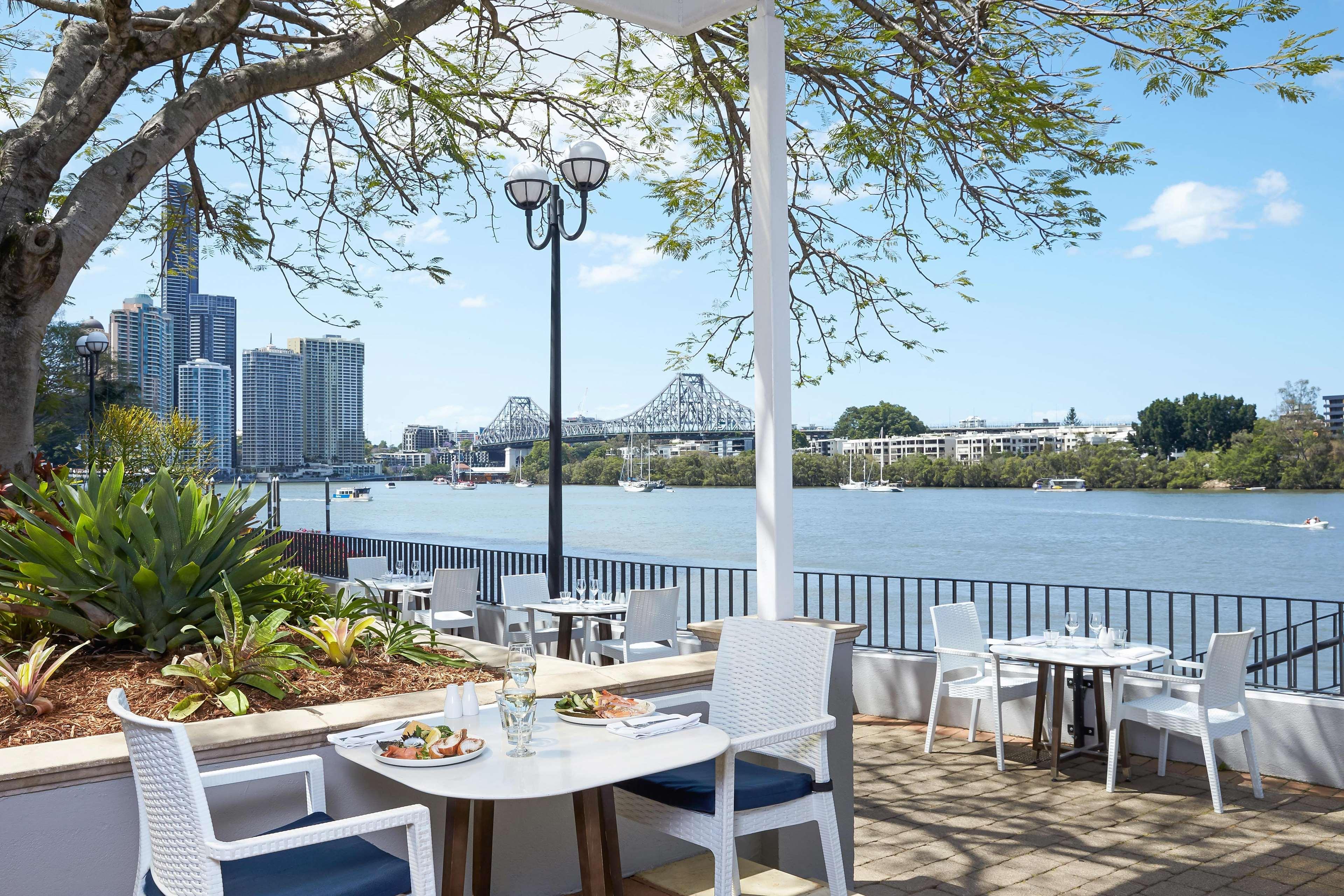 Hotel Stamford Plaza Brisbane Exteriér fotografie The Terrace at the River Café