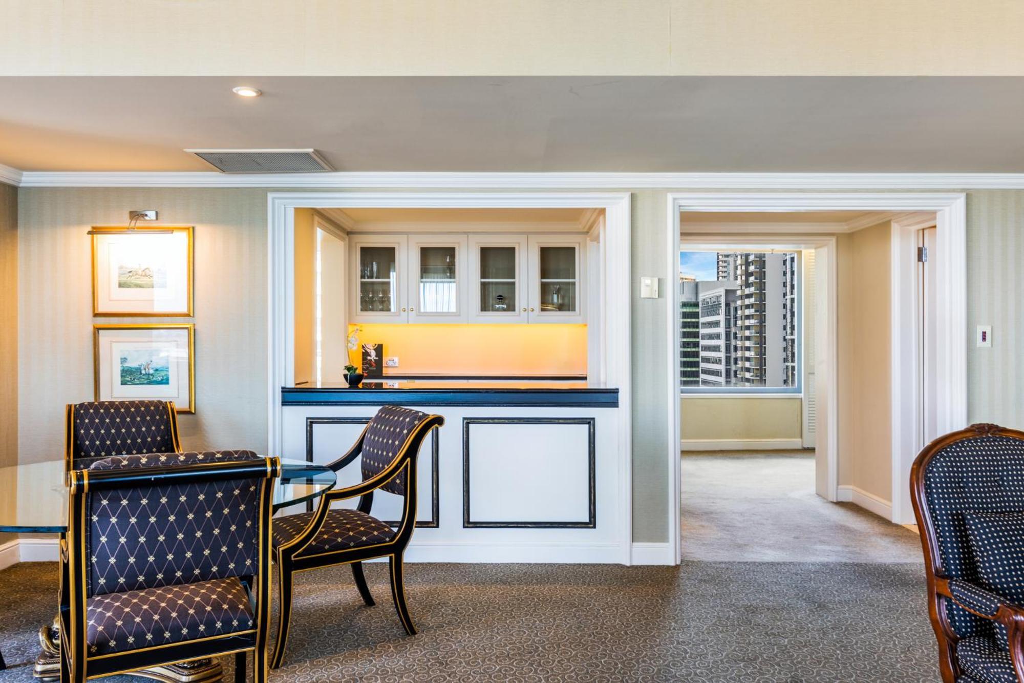 Hotel Stamford Plaza Brisbane Exteriér fotografie A suite at the Four Seasons Hotel