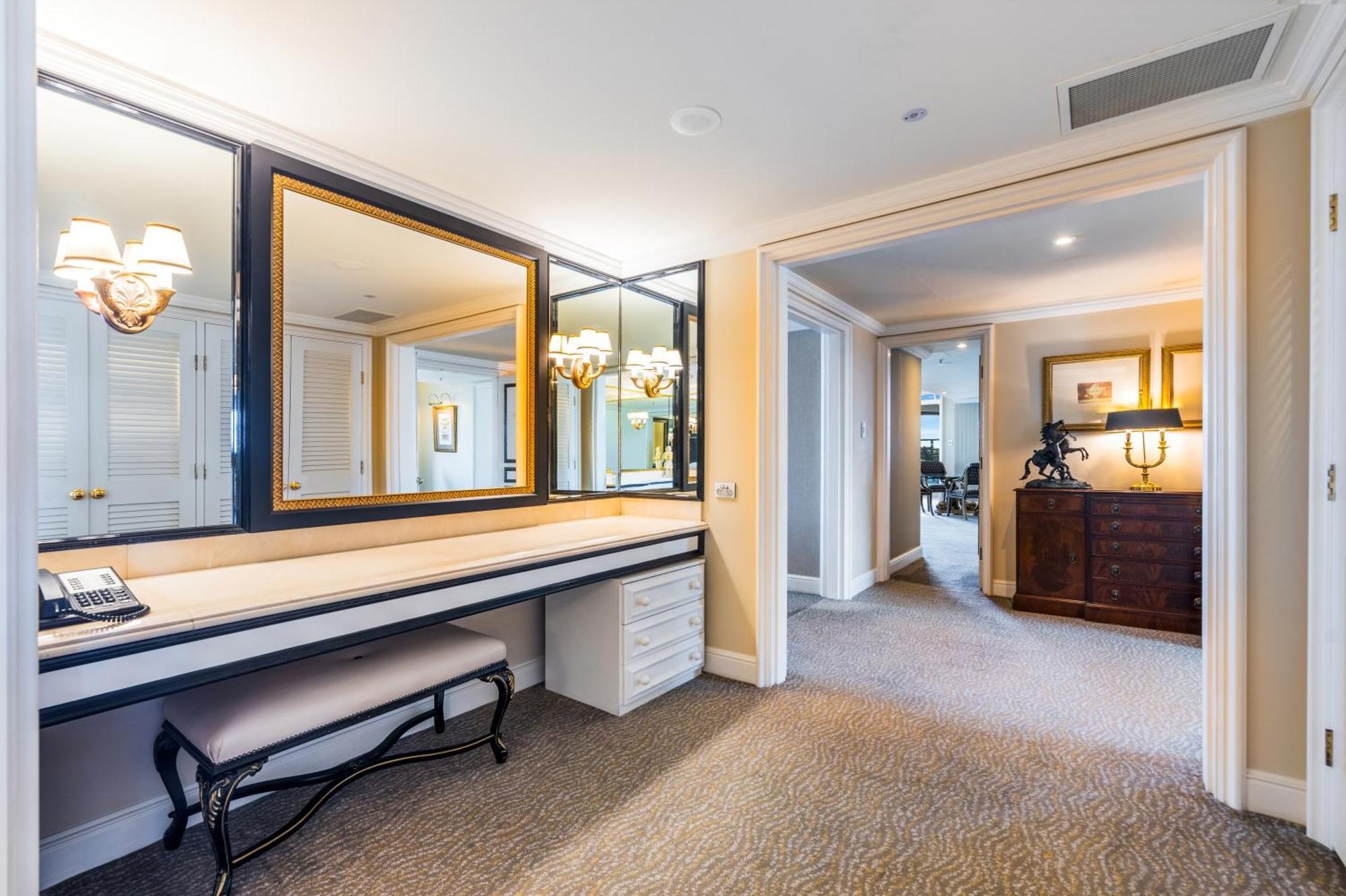 Hotel Stamford Plaza Brisbane Exteriér fotografie A suite at the Ritz-Carlton