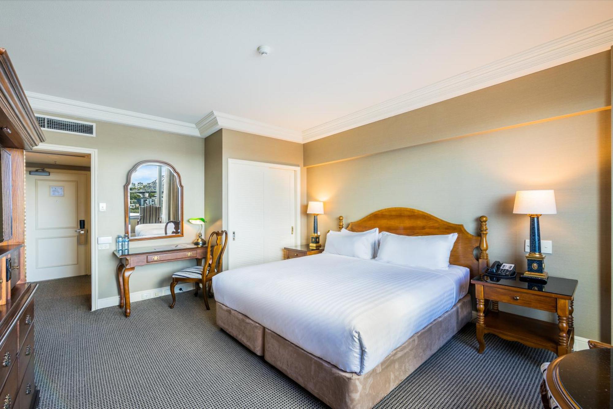 Hotel Stamford Plaza Brisbane Exteriér fotografie A room at the Cape Town Protea Hotel
