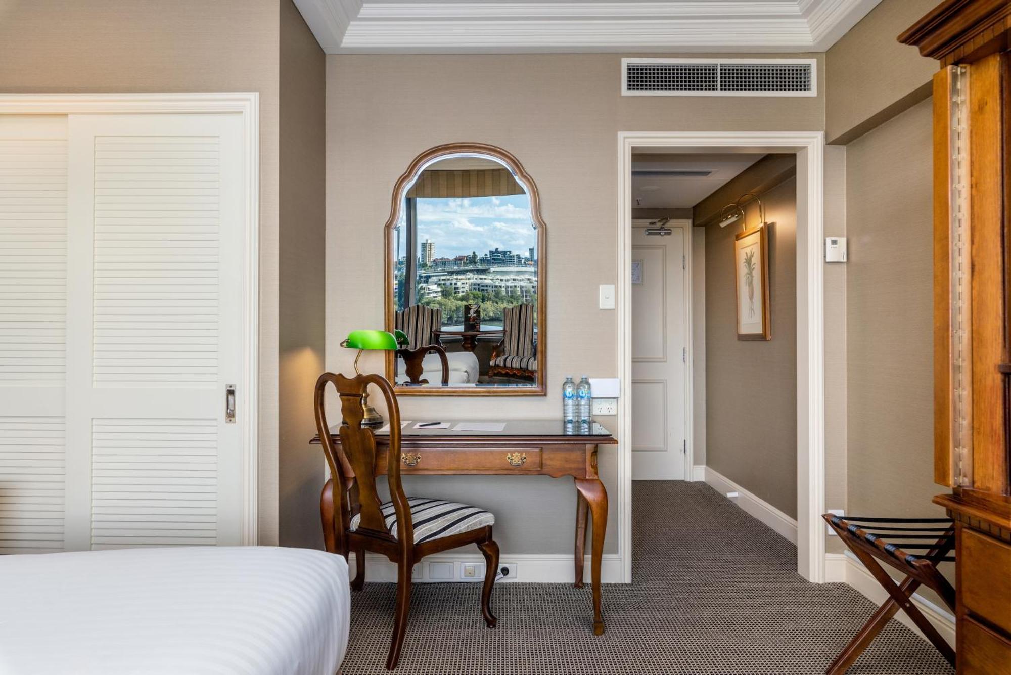 Hotel Stamford Plaza Brisbane Exteriér fotografie A room at the hotel